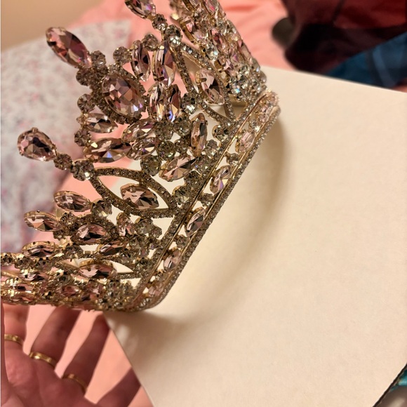 Quinceñera crown main image 3